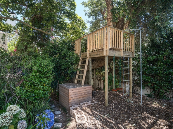 059-2026 AS Cork Oak Lodge