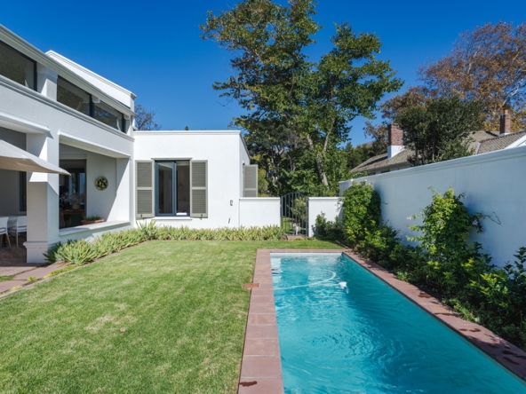 040 Balmoral Cottage AS 2024