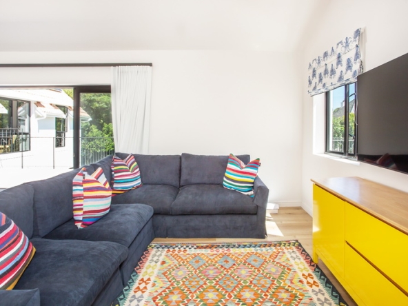 072 Colour Play AS 2026