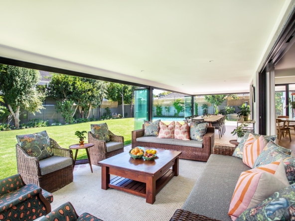 085 Colour Play AS 2026